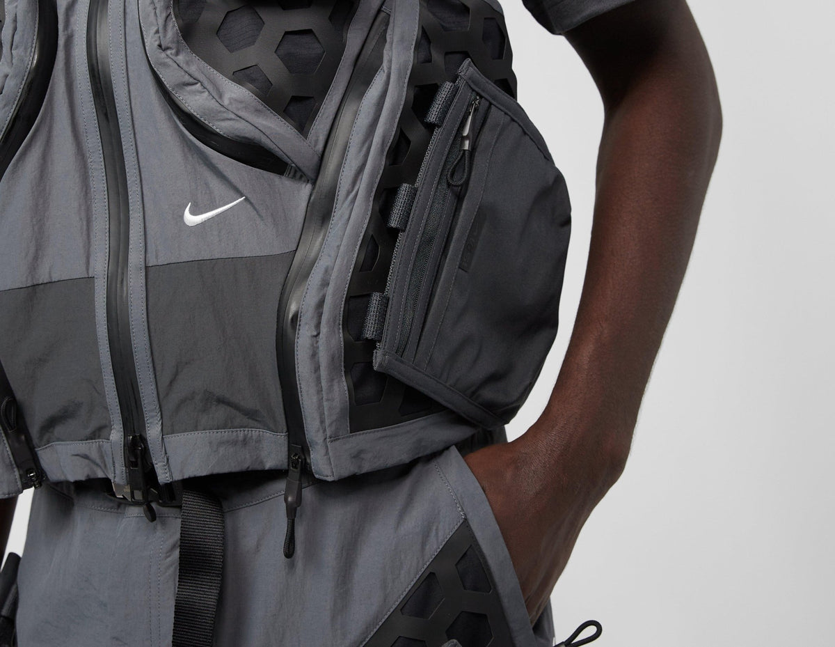 ISPA NRG Vest - Jackets & Coats