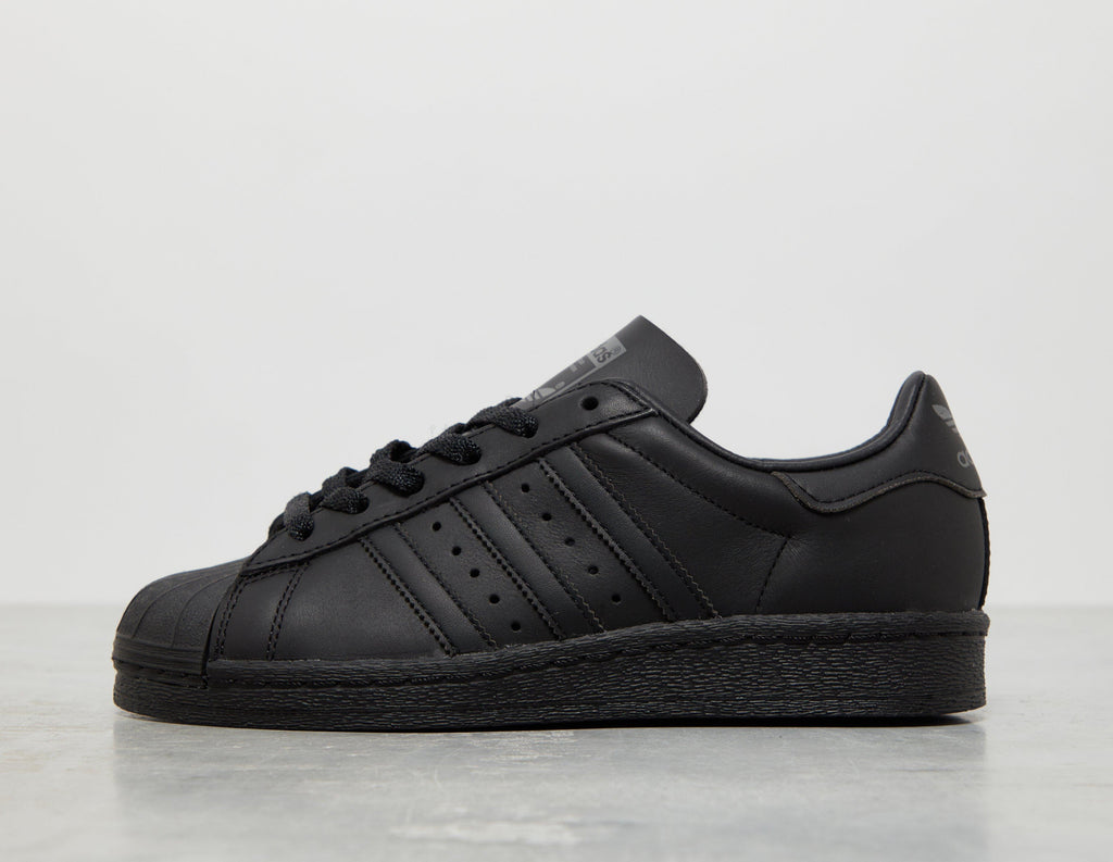 Superstar 82 Women's