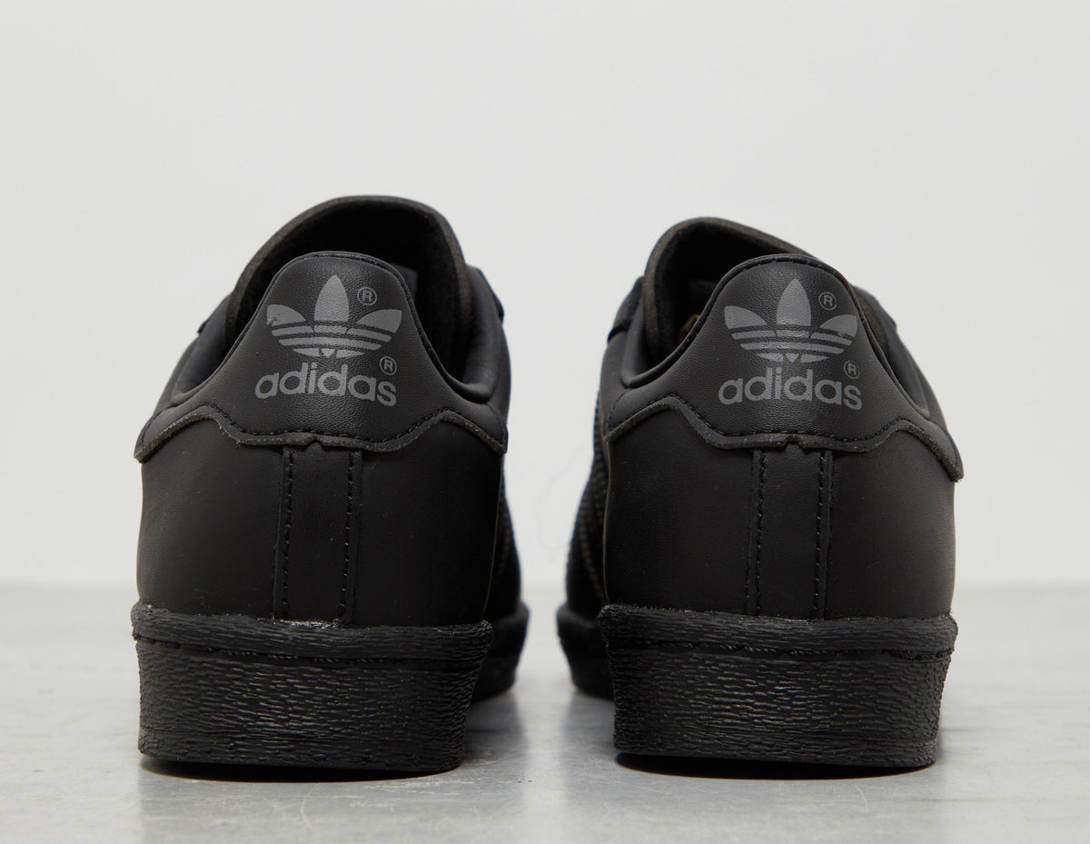 Superstar 82 Women's