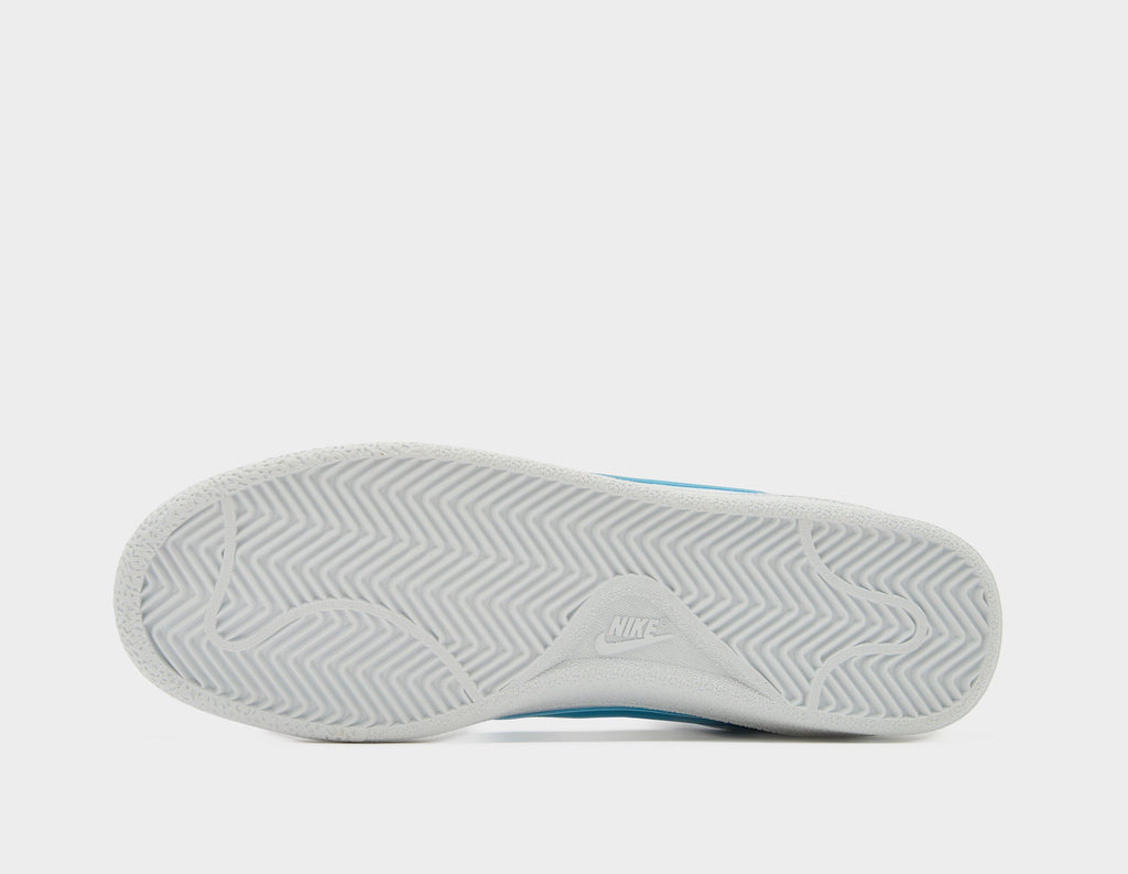 Nike Tennis Classic
